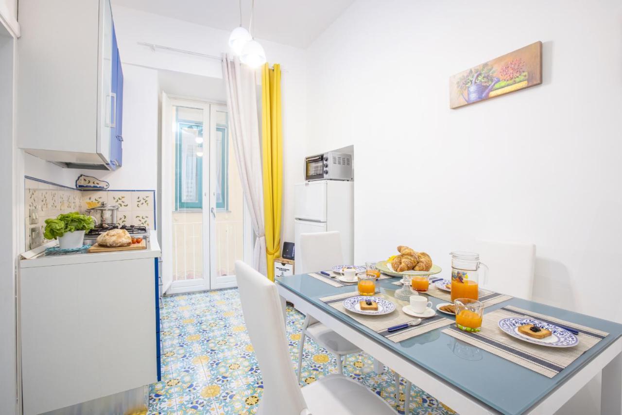 Brezza Marina-Authentic Sorrento Flat By The Beach Экстерьер фото